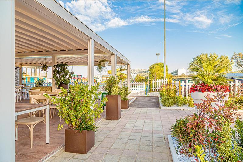 Hotel Sirena - B&B Чезенатіко Екстер'єр фото